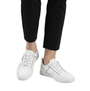 Men’s Trendy Casual Canvas Sneakers White Black Lace Up Walking Shoes with Rubber Insole Breathable Design for Spring Summer