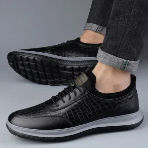 Men’s Trendy Casual Shoes for Autumn and Winter Comfortable with Breathable Leather and Sporty Style Anti Slippery Mesh Lining