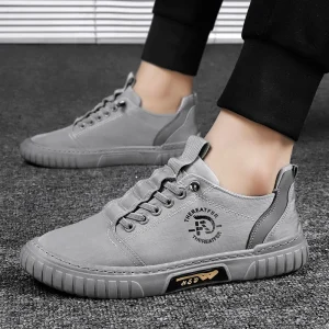 Men’s Trendy Fashion Breathable Anti Slip Sports and Casual Flat Skateboard Shoes Light Weight for Summer and Autumn Seasons