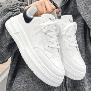Men’s White Platform Sneakers Thick Sole Casual Skate Shoes Breathable Leather Upper for Daily Streetwear