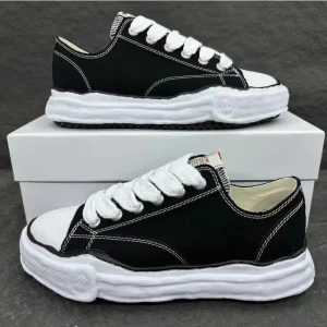 Men’s Women’s Canvas Low Sneakers Black Toe Cap Casual Walking Shoes