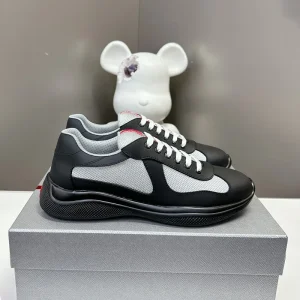 Men’s and Women’s Fashionable Flat Shoes Casual Comfortable Sports Shoes Thick Sole Design Breathable