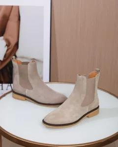 Men’s and Women’s Round Toe Slip-on Classic Retro Cow Leather Ankle Boots Height Increasing