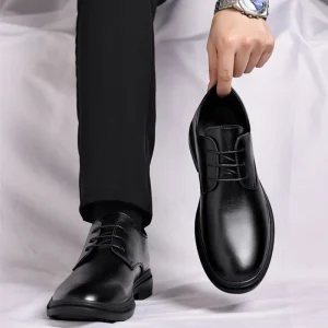 Minimal Plain Toe Derby Lace Up Neat Surrounding Welt Stitching Thick Layered Lightweight Outsole Business Casual Shoes