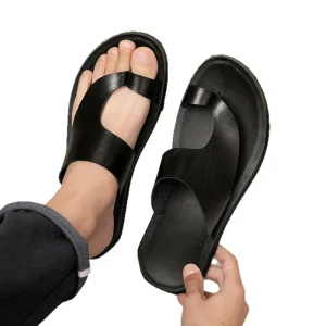 New Arrivals Sandals for Men Beach Wear Slipper Men Sandals Slip On Flat Casual Summer