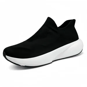 New Casual Shoes Breathable Sports Shoes Men’s Slip on Light Casual Walking Style Shoes Men Sneakers