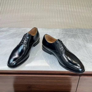 New Large-size Breathable Men’s Formal Leather Dress Shoes Suitable for Both Business and Casual Occasions