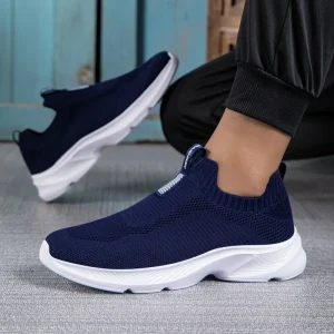 New Lightweight Casual Breathable Men’s Sports Shoes
