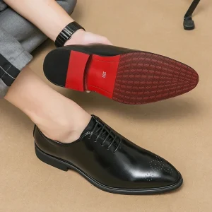 New Men Dress Shoes Luxury Business Leather Shoes for Mens Comfortable Pointed Social Male Black Casual Wedding Shoes