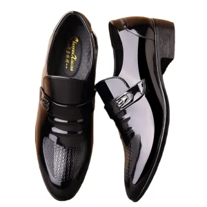 New Spring Autumn Business Shoes Vintage High-quality Men’s Leather Formal Shoes Pointed Groom’s Wedding Shoes Zapatos De Cuero