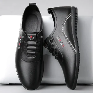 New Spring and Autumn Men’s Business Casual Shoes with Breathable Soft Soles and Lightweight Leggings Trendy Style
