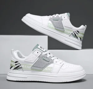 New Summer Men’s Breathable White Sneakers Korean Style Trendy Versatile Thick Sole Sports Casual Board Shoes Fashion Footwear