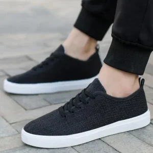 New Vogue Designer Men’s Running Sneakers Comfortable Breathable Thick Sole Casual Outdoor Running Safety Tennis Shoes