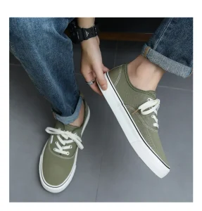 New fashion summer men’s running shoes low-top board canvas shoes couple student comfortable rubber insole