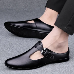 Plus Size Men’s Closed Toe Casual Flat Shoes Fashionable Outdoor Slip On Shoes Retro British Style