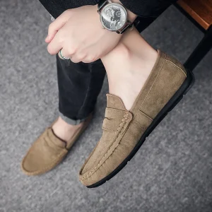 Round Toe Versatile Loafers Bean Shoes Lazy Shoes Soft soled Men’s Casual Shoes That Can Be Worn on One Foot