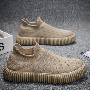 Slip-On Men’s Shoes Breathable Mesh Casual Sneakers Cloth Sports Shoes