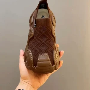 Spring Men’s Casual Shoes Fashionable Versatile Comfortable Breathable Men’s Shoes Non Slip Soft Sole Slip On Shoes