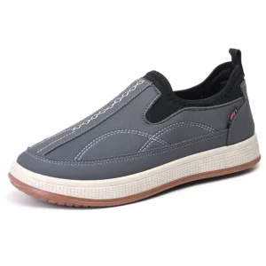Spring Summer Men’s Shoes New Style Cross Border Slip On Soft Sole Lightweight Casual Lazy Shoes for Middle Aged Mesh