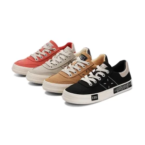 The New Men’s Shoes Are Versatile Fashionable and Casual They Are Canvas Shoes with Lace up and Color Blocking