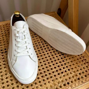 Top Version Classic Comfortable Casual Sports Shoes Imported Calfskin Stitching Latex Foot Pad Mesh Lining Couple Shoes