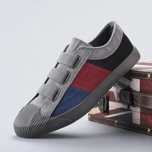 Trendy Korean Style Men’s Casual Slip-On Sneakers Breathable Canvas Shoes Closure Lazy Men’s Shoes Chaussures Pour Hommes