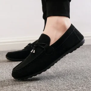 Versatile Men’s Soft Soled Casual Shoes