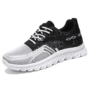 Walking Style Casual Men’s Sneakers Custom Breathable Slip on Anti slip Lightweight Fly knitting Shoes