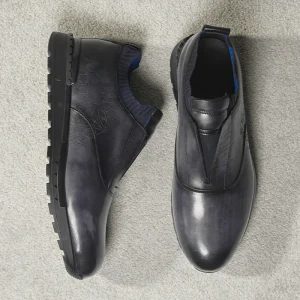 Walking Style Sports Shoes for Men Light Weight Genuine Leather Sneakers Slip On Casual Shoes Men’s Sneakers