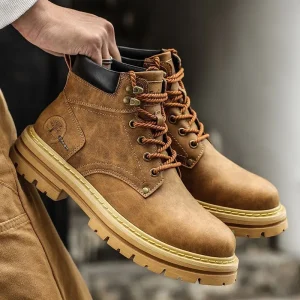 Winter New High Top Martin Boots for Men Trendy Versatile Thick Soled Casual Leather Shoes Workwear Sneakers Fashionable